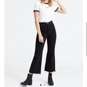 Levi’s Ribcage Crop Flare Jeans